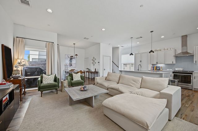 2310 N Fitzhugh Avenue 40, Dallas, TX 75204