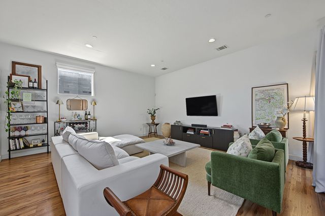 2310 N Fitzhugh Avenue 40, Dallas, TX 75204