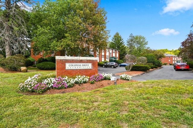 1 Colonial Dr B1-8, Andover, MA 01810