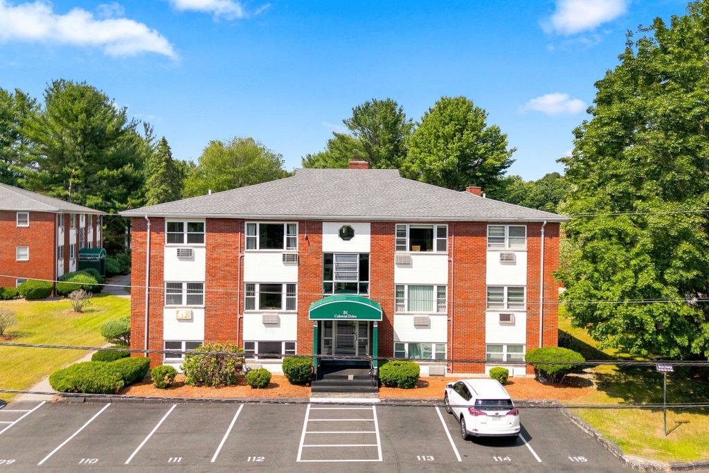 1 Colonial Dr B1-8, Andover, MA 01810