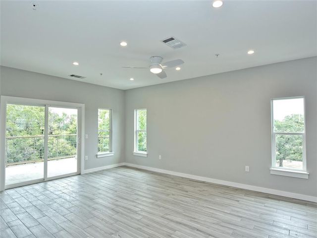 102 Blue Ridge TRL 2, West Lake Hills, TX 78746
