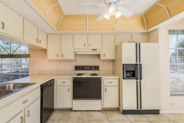 10933 BELMONT DRIVE, New Port Richey, FL 34654