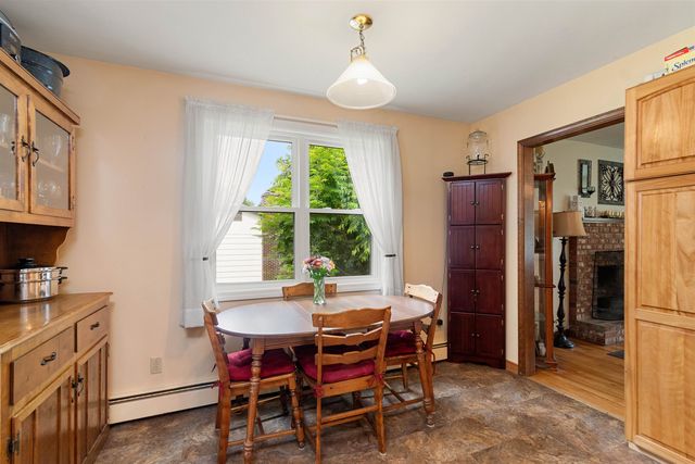 5 Alderbrook Road, Essex, VT 05452