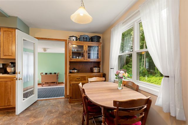 5 Alderbrook Road, Essex, VT 05452