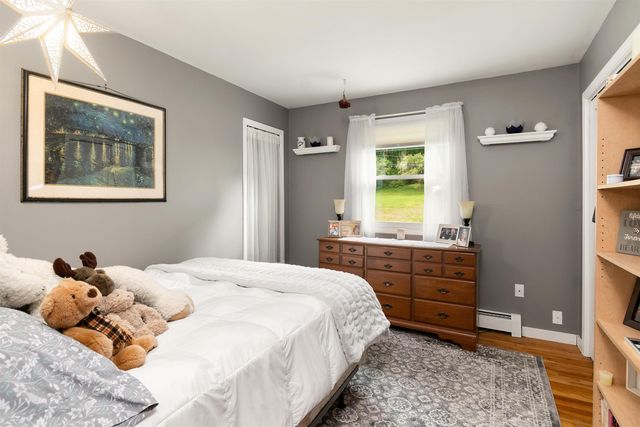 5 Alderbrook Road, Essex, VT 05452