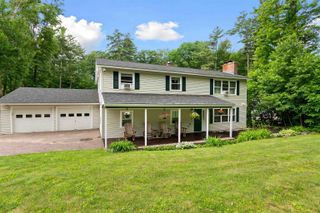 5 Alderbrook Road, Essex, VT 05452