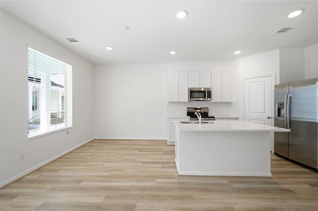 500 Municipal DR 302, Leander, TX 78641