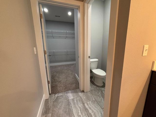 1516 S Essex Road, Springfield, MO 65809