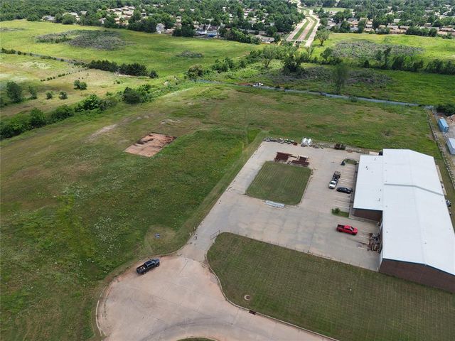 3250 SE 30th Street, Del City, OK 73115