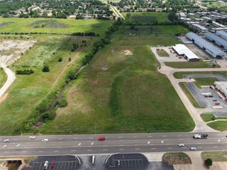 3250 SE 30th Street, Del City, OK 73115