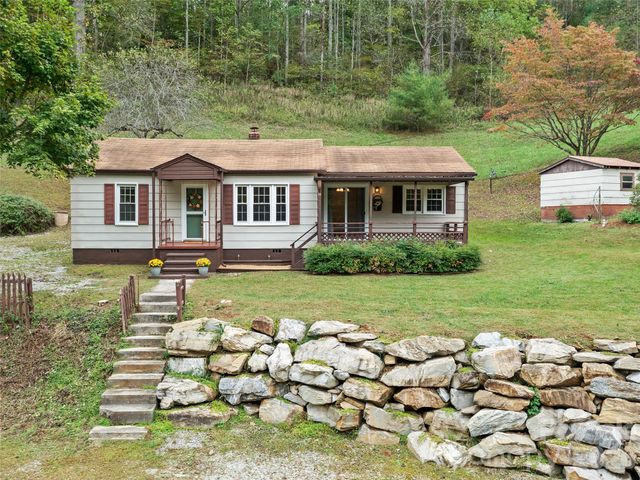 338 Sweet Creek Road, Bakersville, NC 28705