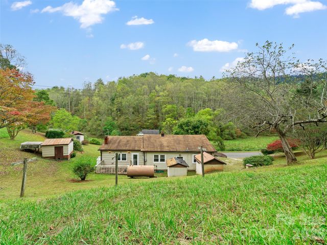 338 Sweet Creek Road, Bakersville, NC 28705