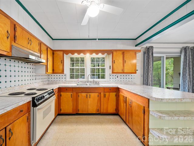 338 Sweet Creek Road, Bakersville, NC 28705