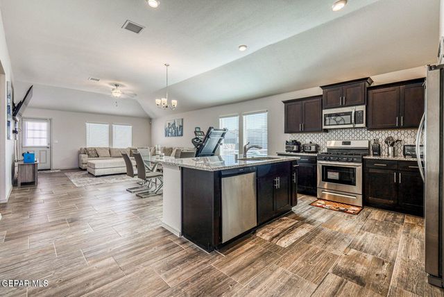 13941 GARFORTH Avenue, El Paso, TX 79928
