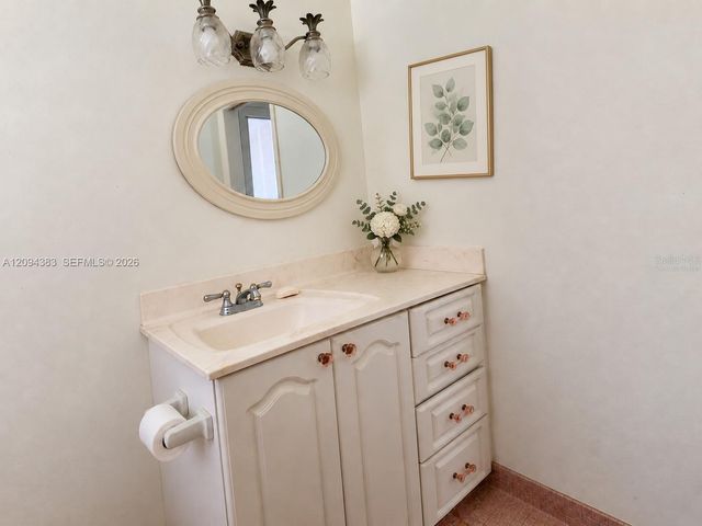 2784 E Dudley Drive E, West Palm Beach, FL 33415