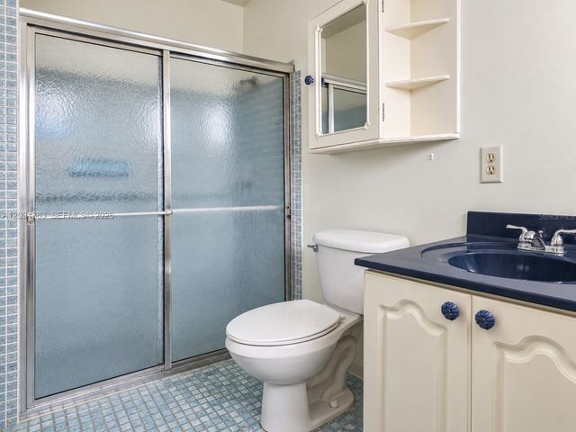 2784 E Dudley Drive E, West Palm Beach, FL 33415