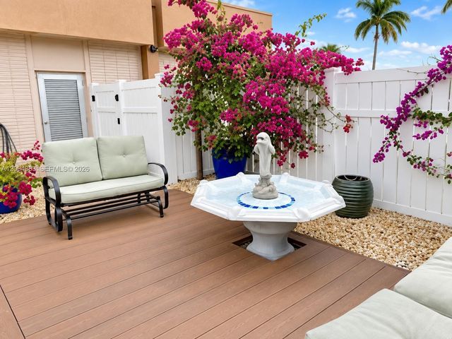 2784 E Dudley Drive E, West Palm Beach, FL 33415