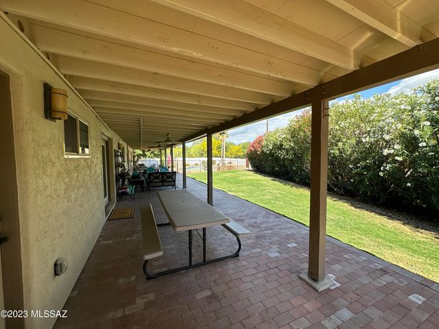 7740 E Manor Place, Tucson, AZ 85750
