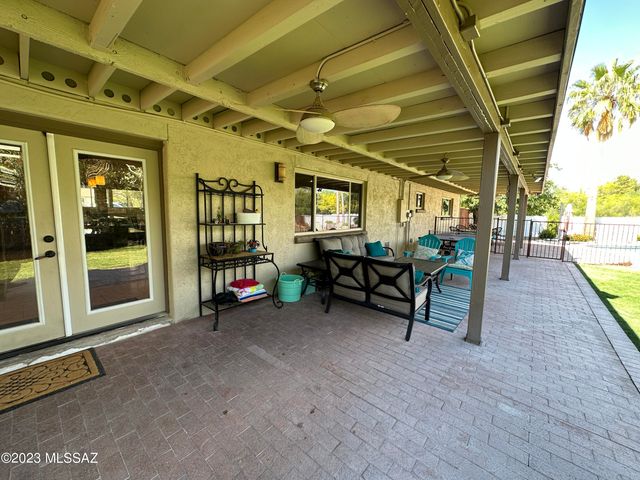 7740 E Manor Place, Tucson, AZ 85750