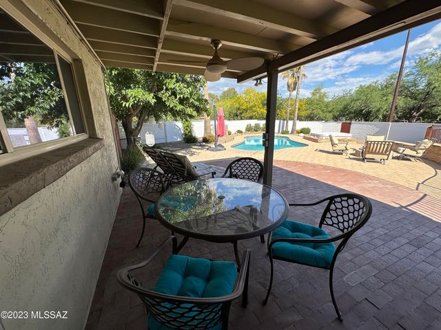 7740 E Manor Place, Tucson, AZ 85750