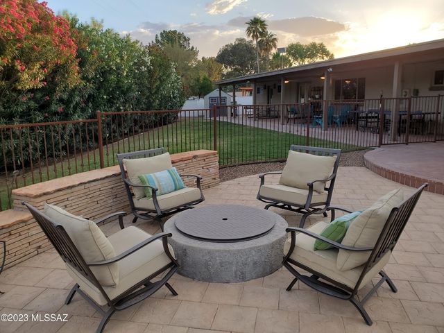 7740 E Manor Place, Tucson, AZ 85750