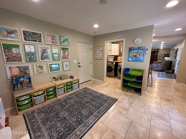 7740 E Manor Place, Tucson, AZ 85750