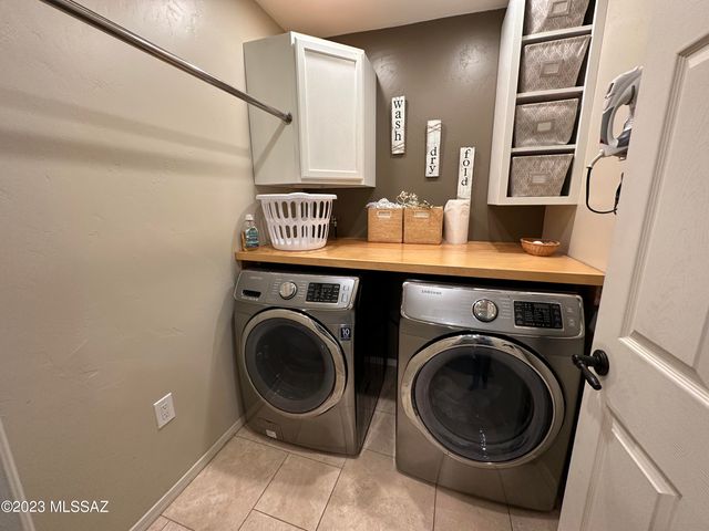 7740 E Manor Place, Tucson, AZ 85750