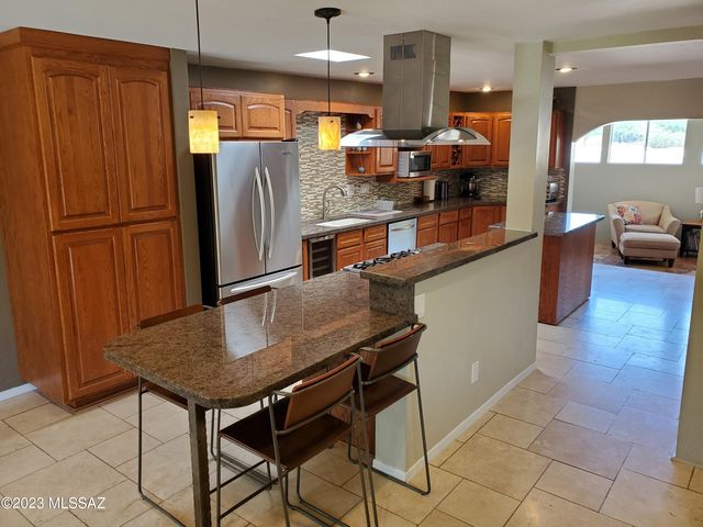 7740 E Manor Place, Tucson, AZ 85750