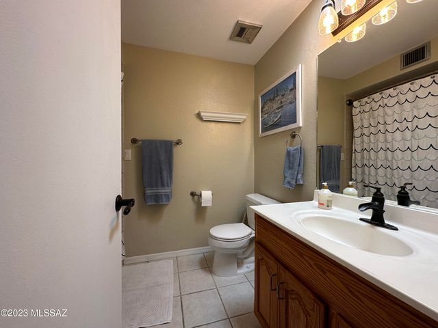 7740 E Manor Place, Tucson, AZ 85750