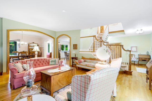 9570 Norway Hills Trail, Lakeville, MN 55044