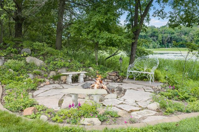 9570 Norway Hills Trail, Lakeville, MN 55044