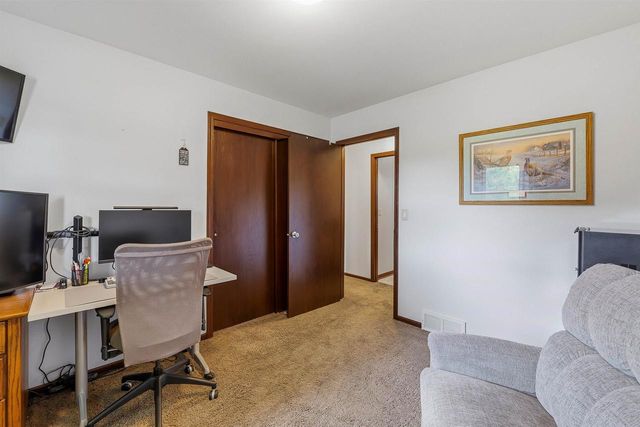 1103 Lombardi Lane, Beaver Dam, WI 53916