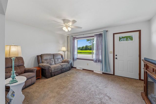 1103 Lombardi Lane, Beaver Dam, WI 53916