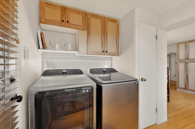 246 Maynard Street, Santa Fe, NM 87501