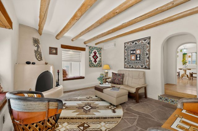 246 Maynard Street, Santa Fe, NM 87501