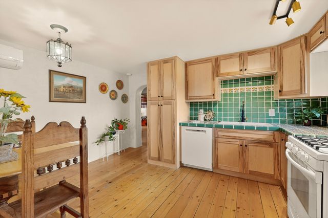 246 Maynard Street, Santa Fe, NM 87501