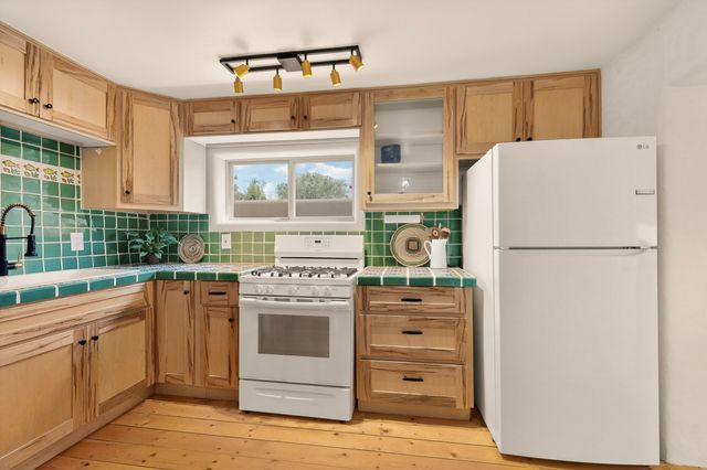 246 Maynard Street, Santa Fe, NM 87501