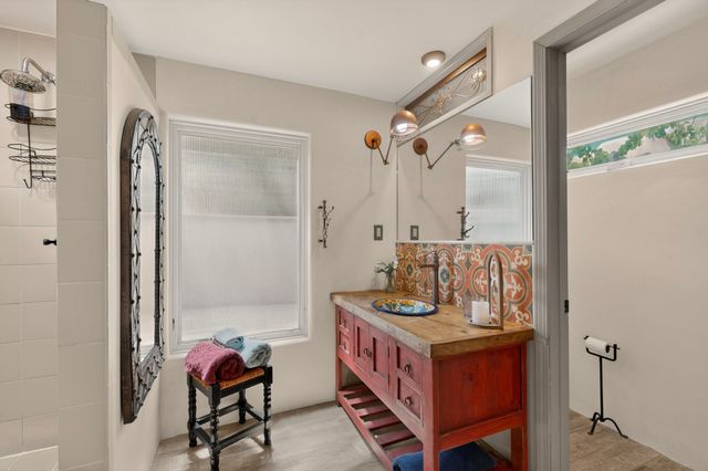 246 Maynard Street, Santa Fe, NM 87501