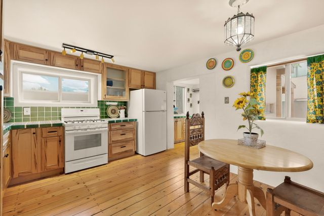 246 Maynard Street, Santa Fe, NM 87501