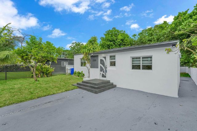 250 NW 45 ST, Miami, FL 33127