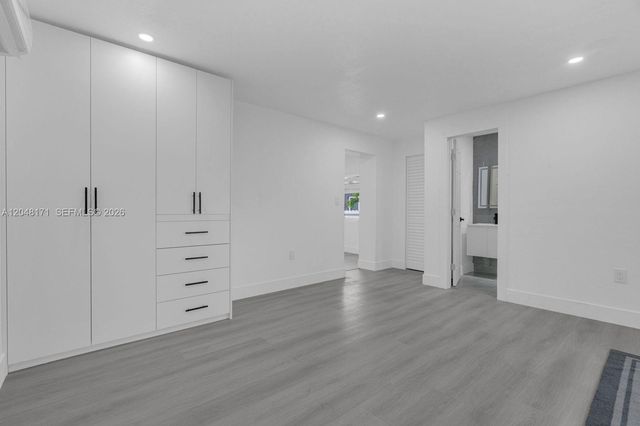 250 NW 45 ST, Miami, FL 33127