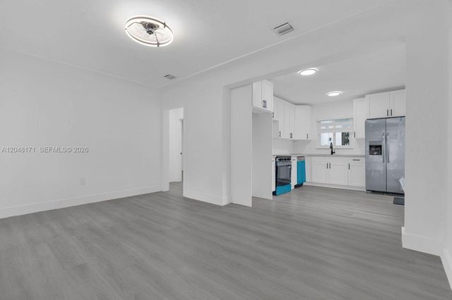 250 NW 45 ST, Miami, FL 33127