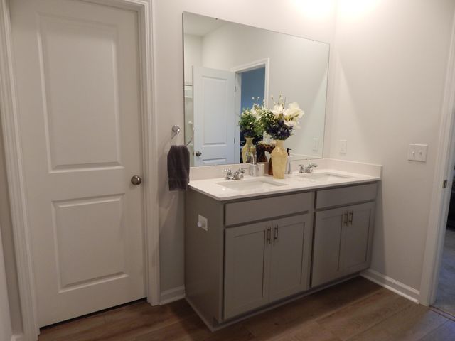 295 Shadybrook Dr. Drive, Summerville, SC 29486