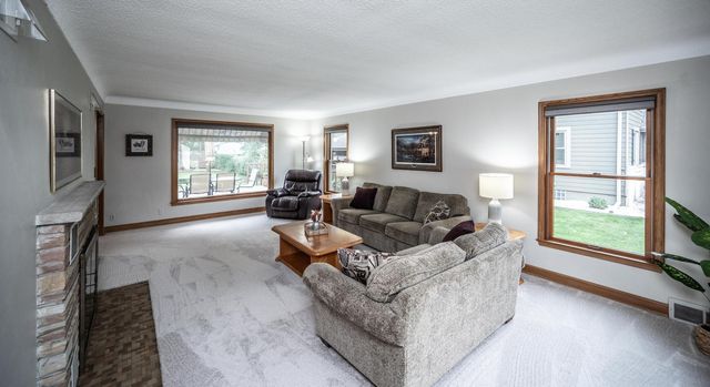908 3rd Street, Farmington, MN 55024