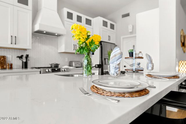 7435 E RUSTLING Pass, Scottsdale, AZ 85255