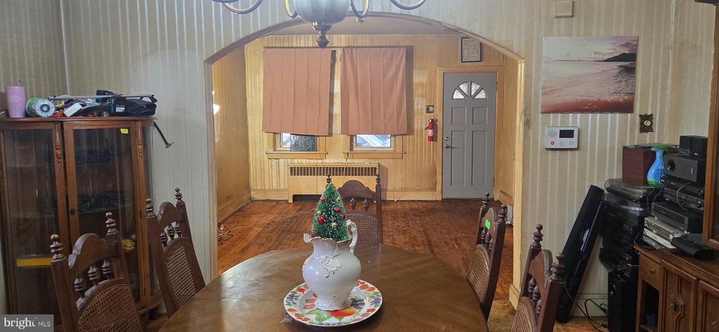 342 ELLIS AVE, TRENTON, NJ 08638 — photo 2