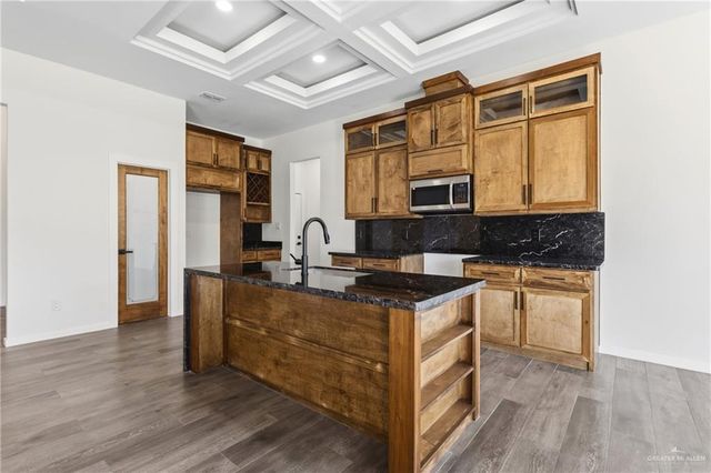 2910 Arboledas Drive, San Juan, TX 78589