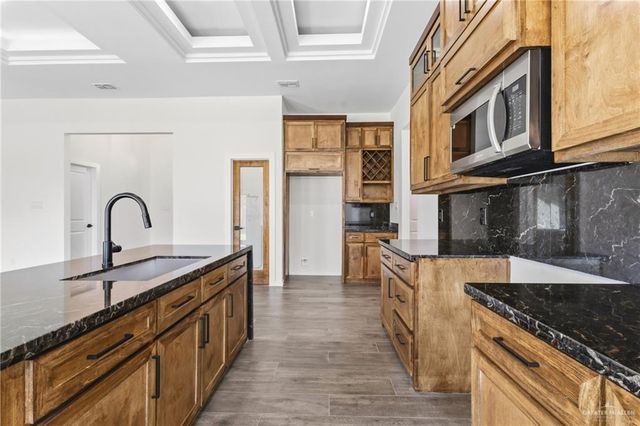 2910 Arboledas Drive, San Juan, TX 78589