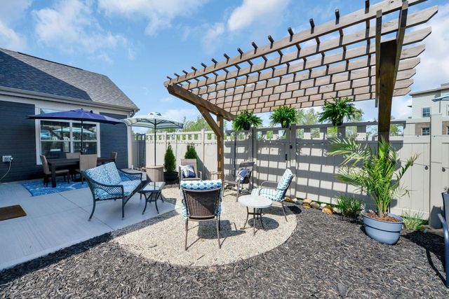 3670 Backstretch Way, Grove City, OH 43123