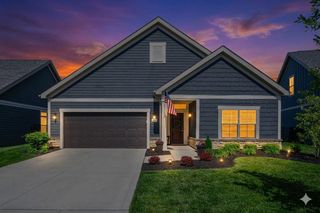 3670 Backstretch Way, Grove City, OH 43123